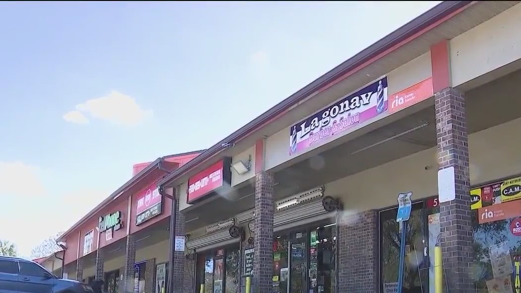 Woman in her 60's shot outside Orlando shopping complex